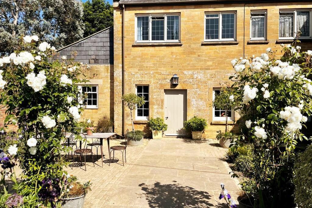 Escape To Ash House 18Th Century Manor In Somerset Martock Eksteriør bilde