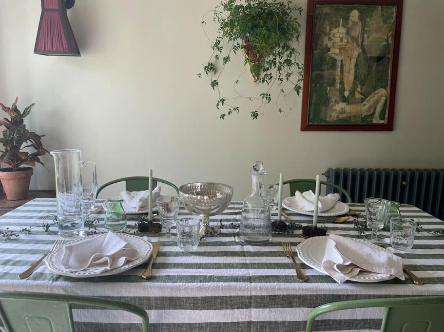 Escape To Ash House 18Th Century Manor In Somerset Martock Eksteriør bilde