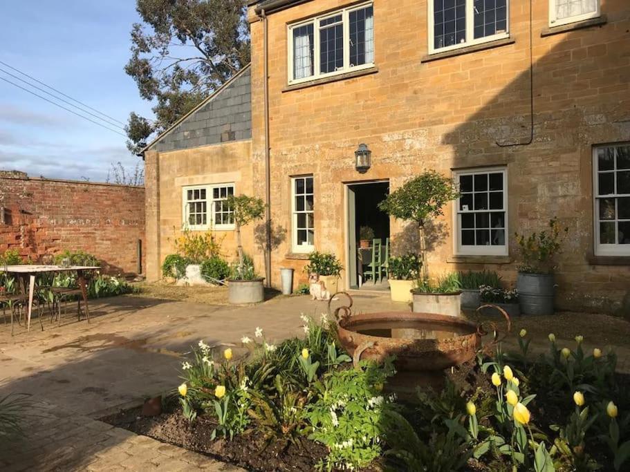 Escape To Ash House 18Th Century Manor In Somerset Martock Eksteriør bilde